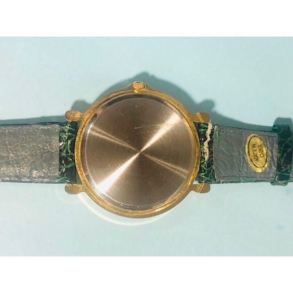 Christmas Tree Watch ,new battery, VG pre-owned condition - Picture 2 of 5